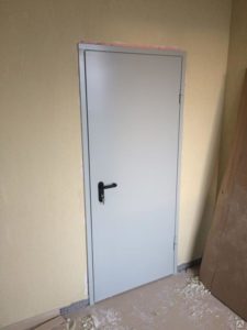 Противопожарная ДПМ дверь